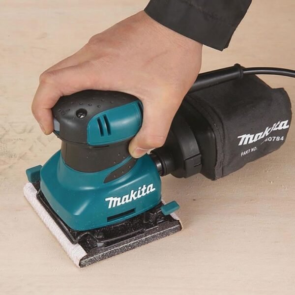 Makita BO4556 Sheet Finishing Sander Review Powerful and Comfortable for DIY Projects Makita BO4556 Sheet Finishing Sander Review Powerful and Comfortable for DIY Projects