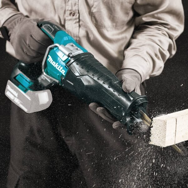 Makita XRJ05Z Brushless Reciprocating Saw Review for Power Tool Enthusiasts Makita XRJ05Z Brushless Reciprocating Saw Review for Power Tool Enthusiasts